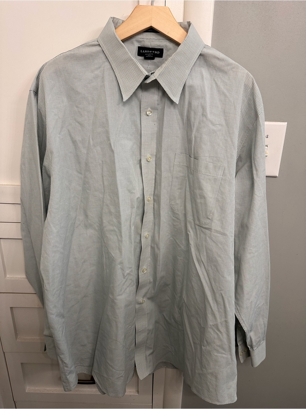 Lands' End Men's Light Blue Check Button-Down Shirt wrinkle free tall 18.5 37